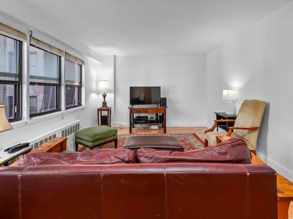 579 West 215th Street image 2 of 29