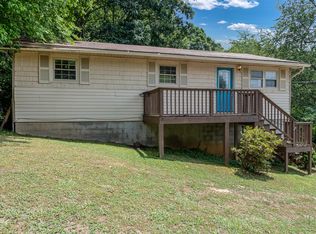 302 Finley Dr, Lenoir City, TN 37771