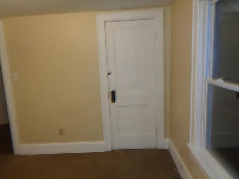 886 Storer Ave — Photo 24