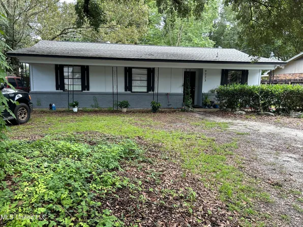 9223 Warbler Ave, Ocean Springs, MS 39564