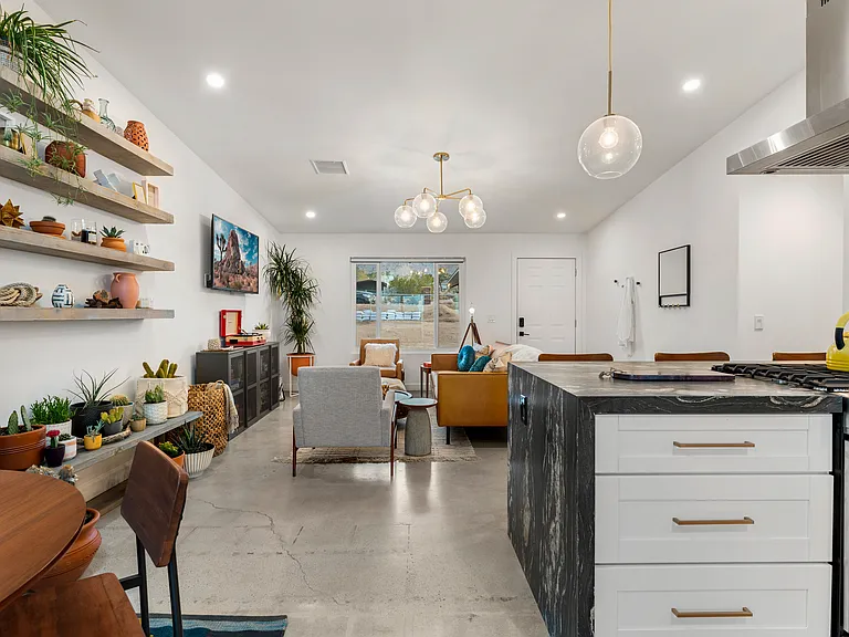 60432 Natoma Trl — Photo 12