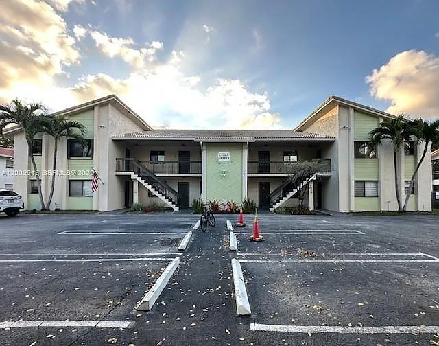 3162 Coral Springs Dr #4 — Photo 31
