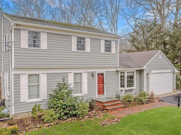 610 Eastwood Drive, Cutchogue, NY 11935