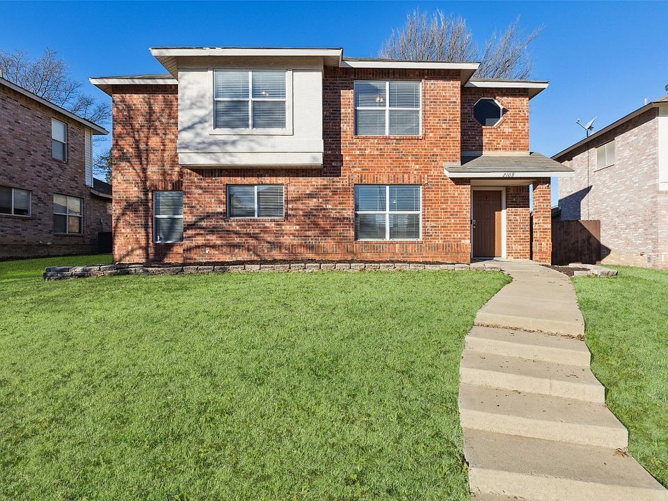 1st image of 2108 Glenhaven Dr