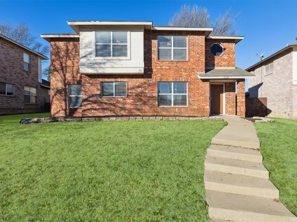 2108 Glenhaven Dr, Lewisville, TX 75067