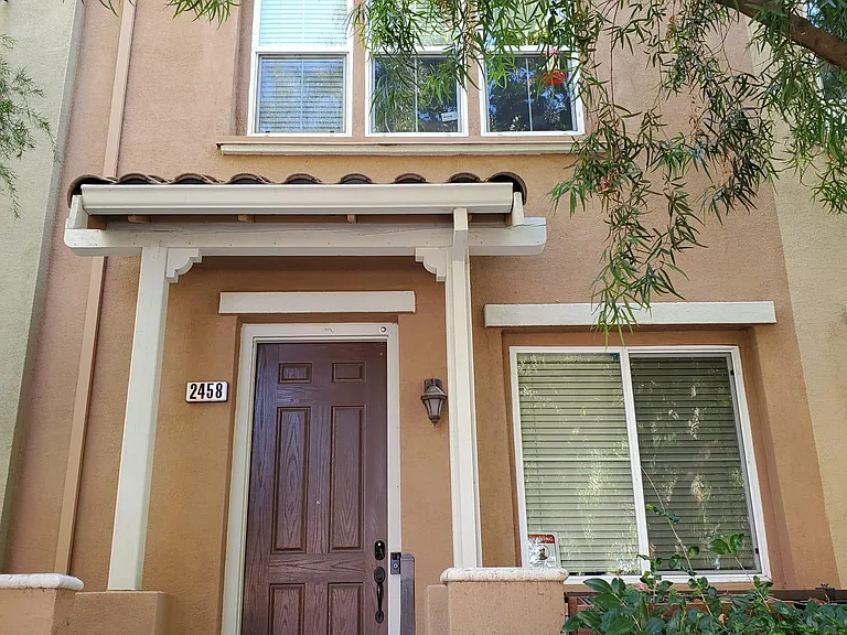 2458 Autumnvale Ave — Photo 3
