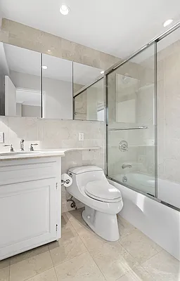 Rented by SERHANT. | media 21