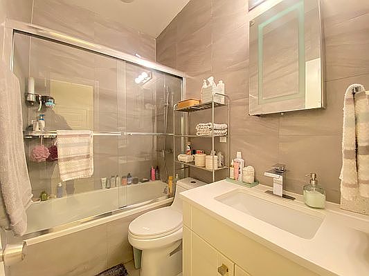 5th image of 63 Van Buren St #2