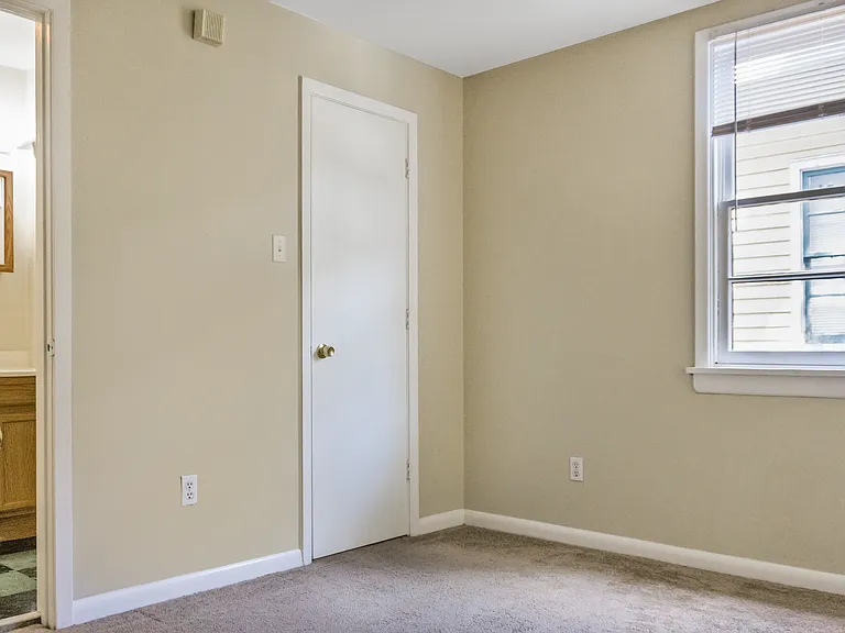 7725 Zimpel St — Photo 6