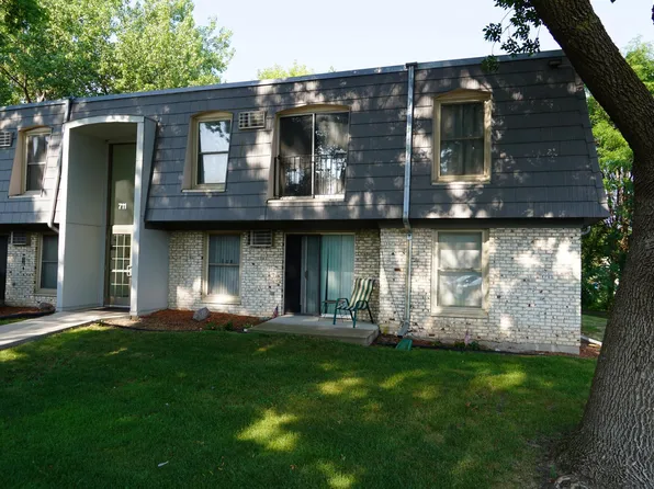 711 11th Ave S APT 1, Hopkins, MN 55343