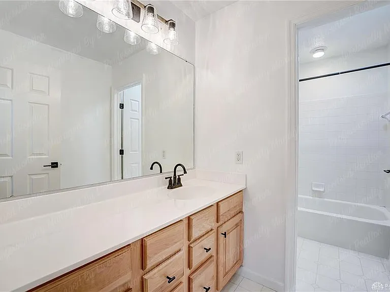3220 Spillway Ct — Photo 38