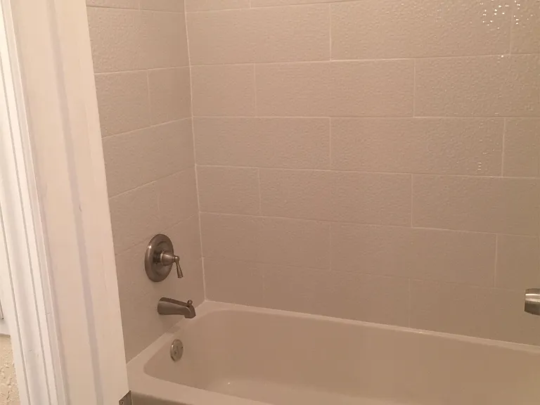 6630 SW 39th St #B5 — Photo 2