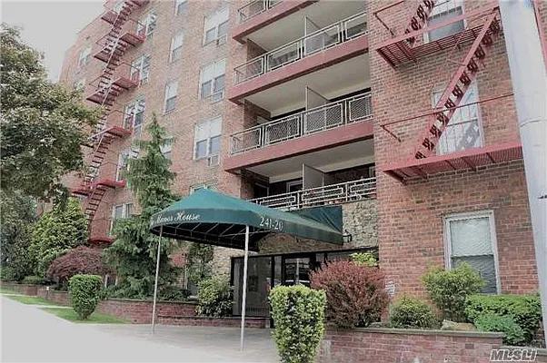 Sold by East Coast Realtors Inc. | media 4