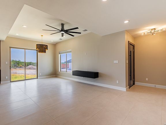 4th image of 2222 Rio Sabinas Dr.