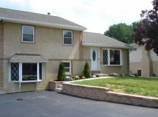 437 Warren Blvd, Broomall, PA 19008