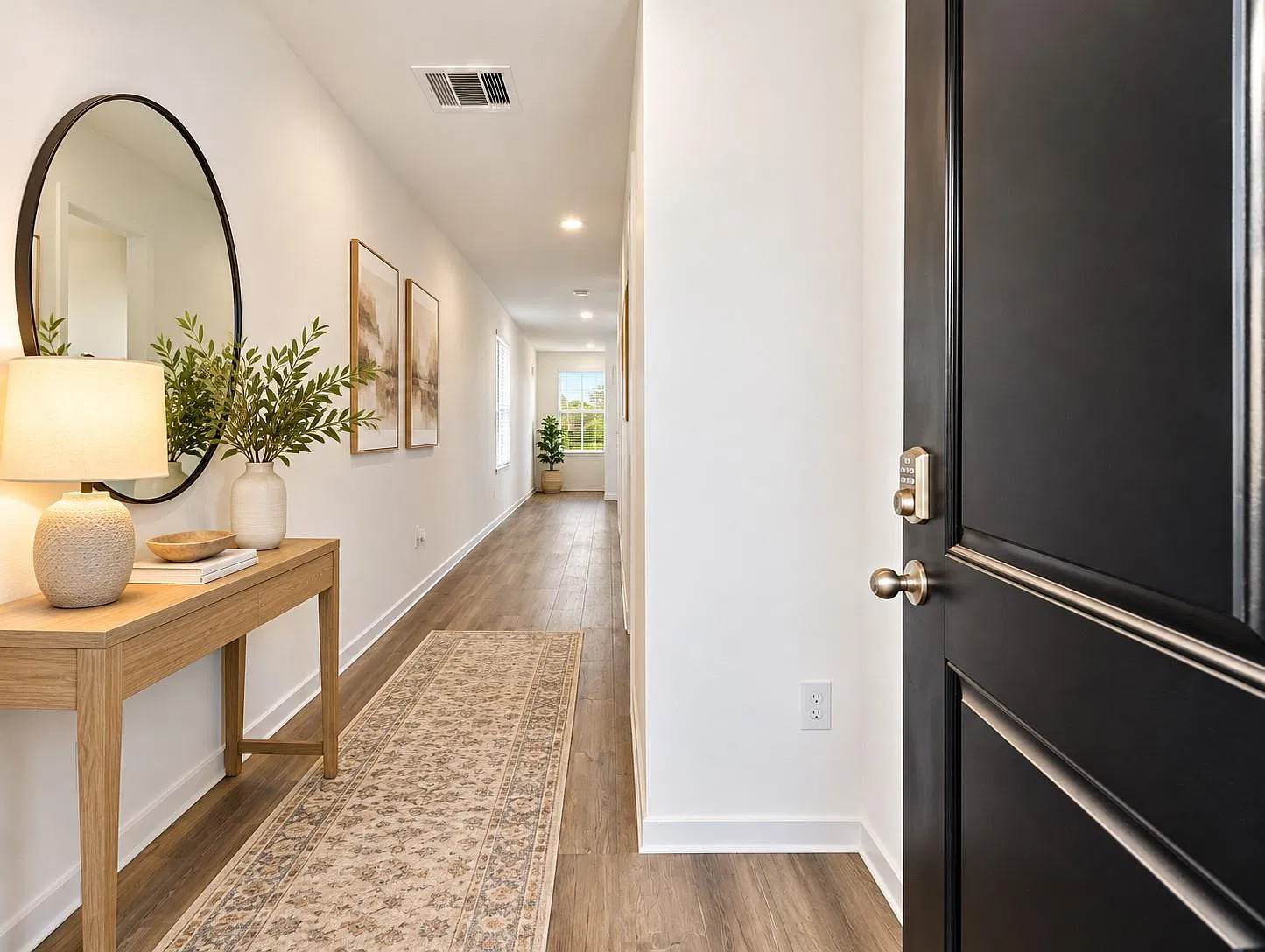 3 bed, 2.0 bath, 1179 sqft, $1,550 — Photo 4