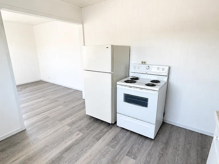 520 Karr Ave — Photo 8