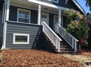 4734 7th Ave NE, Seattle, WA 98105