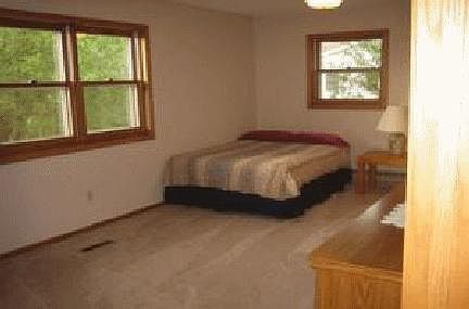 2nd image of 3223 Lord Cir
