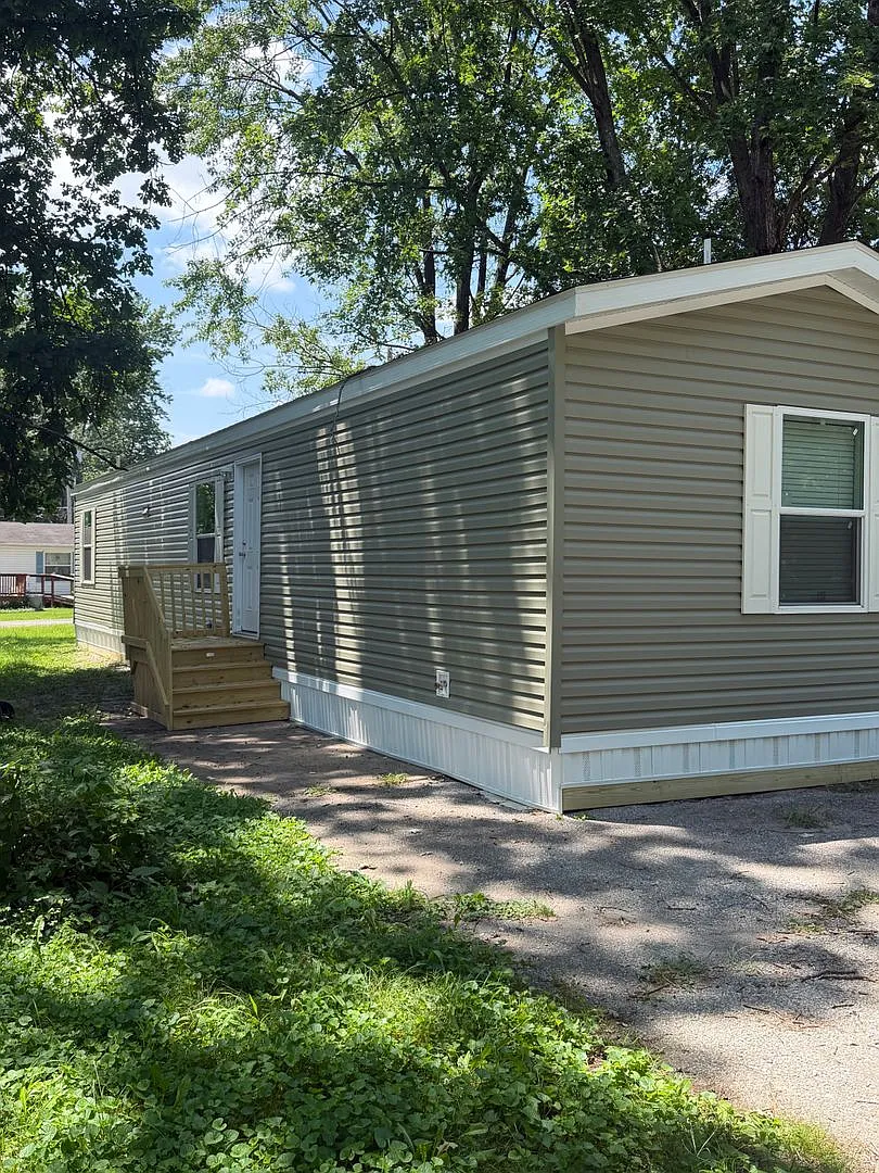 Pine Lawn MHP — Photo 2