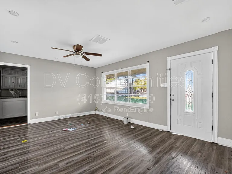 3901 Dakota Trl — Photo 6