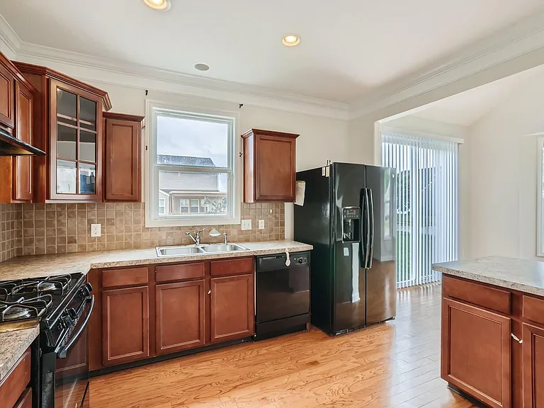 259 Linda Lee Ln — Photo 10