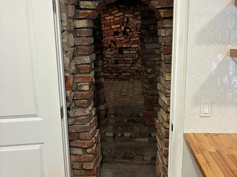Ridgewood Cir — Photo 11