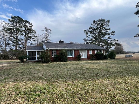 2nd image of 1192 Riverdale Rd