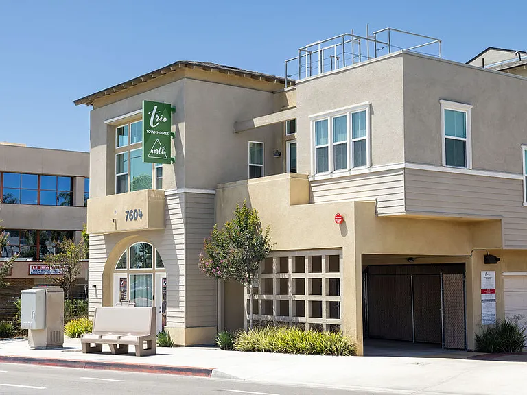 Trio Townhomes — Photo 27