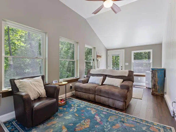 208 New Road, Arundel, ME 04046