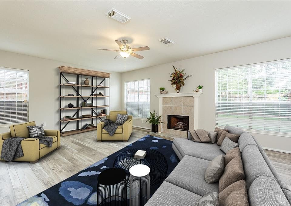 1st image of 13347 Clayton Hill Dr