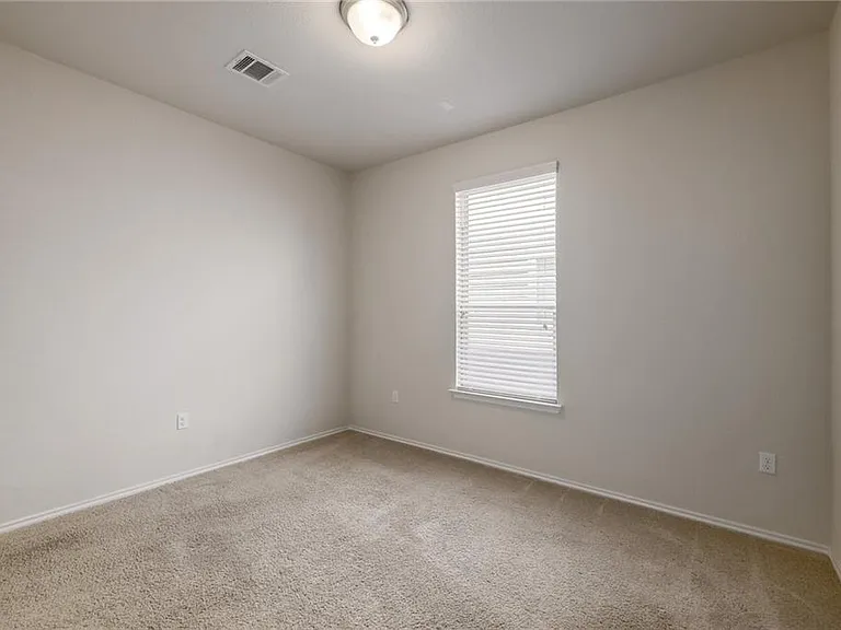 14004 Osmarea Dr — Photo 11
