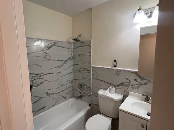 2426 Bragg Street image 4 of 11