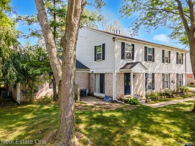 24645 Spring Ln #18, Harrison Township, MI, 48045