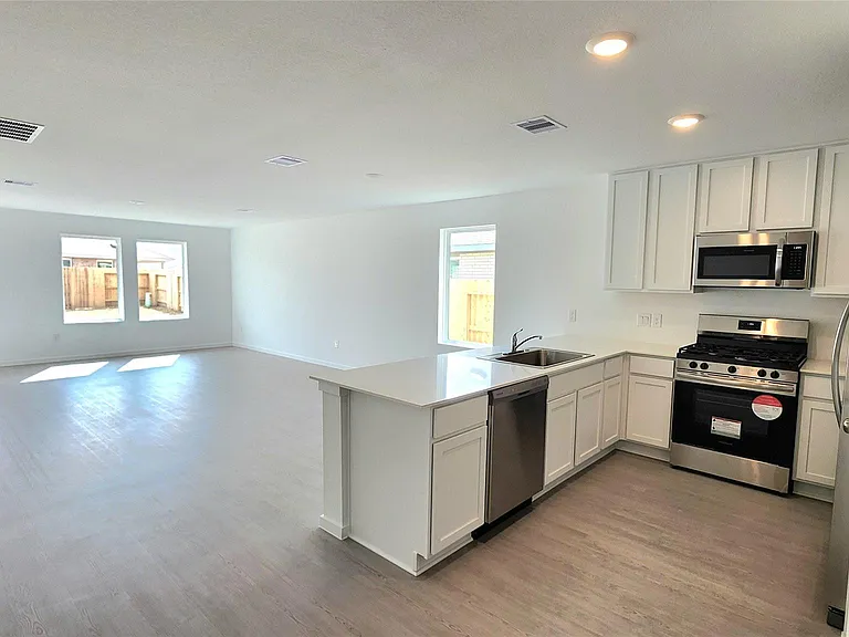 26715 Red Sunset Maple Ln — Photo 17
