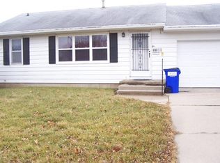 1109 Skyline Dr, Junction City, KS 66441