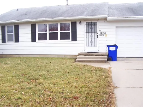1109 Skyline Dr, Junction City, KS 66441