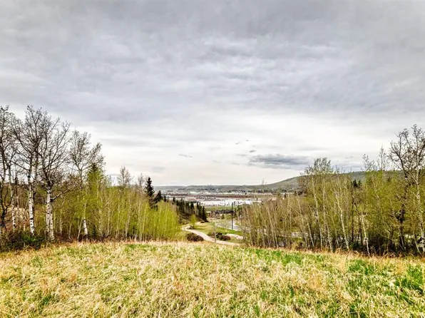 525 NW River Heights Dr #109, Cochrane, AB T4C 3E3