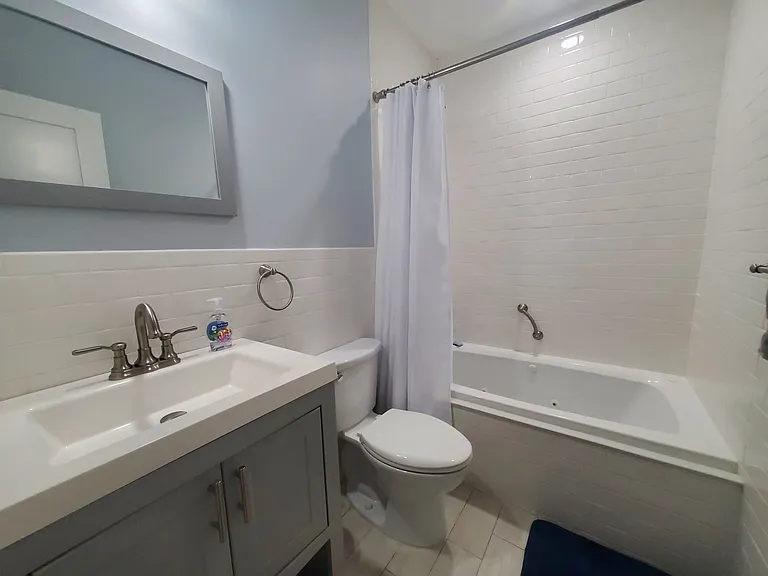 1156 Hope St #1 — Photo 14