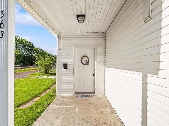 2nd image of 563 Wood St