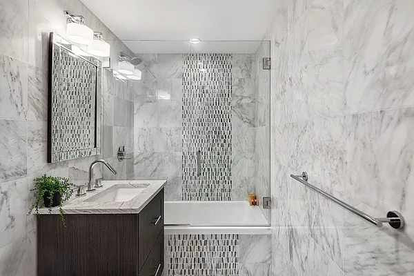 Rented by Camelot Realty Group | media 23