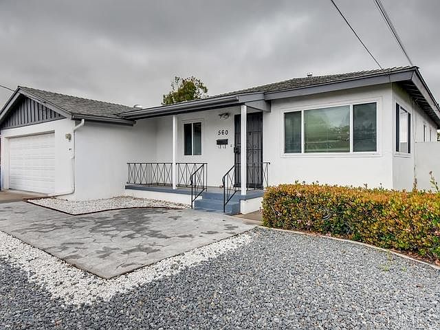 2nd image of 560 Fig Ave