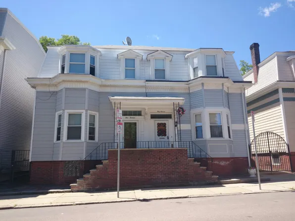 111 W 8th St APT L, South Boston, MA 02127