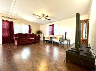 126 Sky Ridge Dr, Valrico, FL 33594