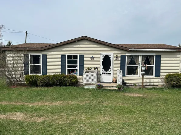 5240 Vance Rd, Grawn, MI 49637