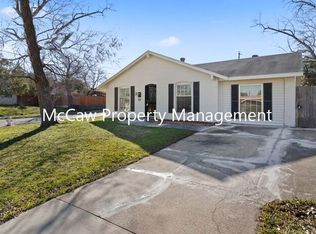 2600 Bluebird Ln, Mesquite, TX 75149