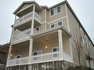 3018 W Marine View Dr, Spokane, WA 99201