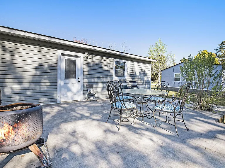 322 Lantana Dr — Photo 25