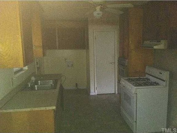 5th image of 2924 Sprucewood Dr