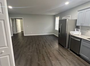 Newly Renovated 2 bed/1 bath apartment (Downstairs), Bowling Green, KY 42101
